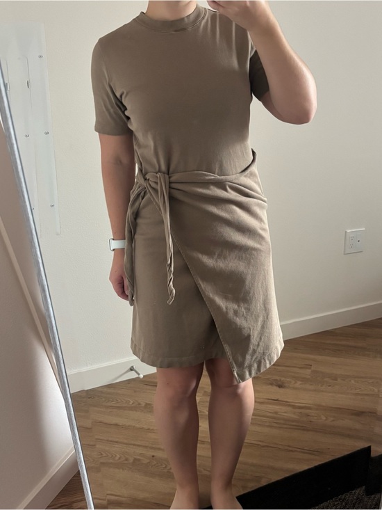 Vince Dresses & Skirts - Vince side tie Short Sleeve Cotton T shirt Dress Shale Taupe XS minimalist chic